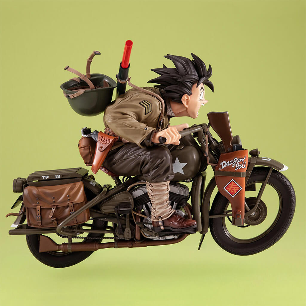DRAGON BALL Z - FIGURINE SON GOKU & BIKE DESKTOP REAL McCOY EX
